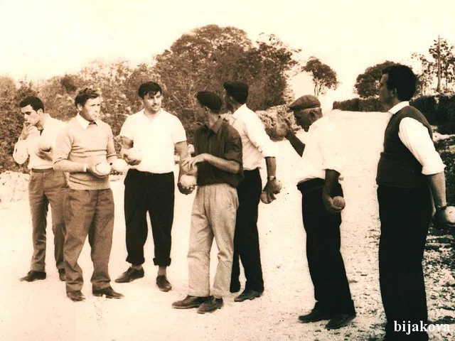 1976. bucanje kod cvitine kuce 2319