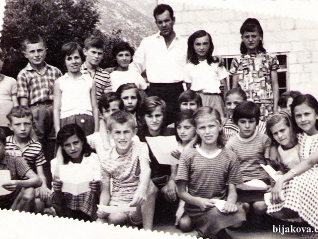 1963. 64. v. i vii. raz. ucit. mirko sucic 2344