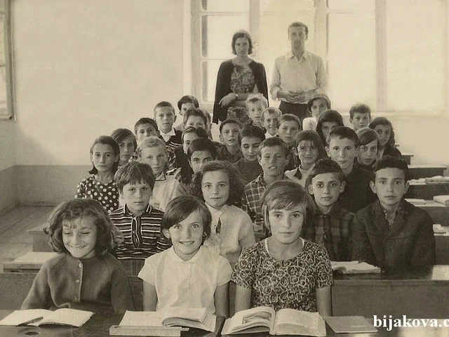 1979. 80. vii i viii. raz. 2354